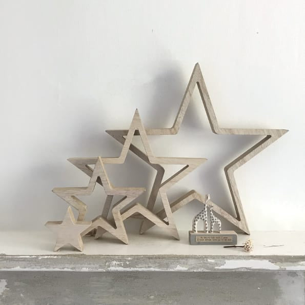 East of India Wooden Hanging Outline Star Set | Natural Hanging Decoration East of India Wooden Hanging Outline Star Set - Natural