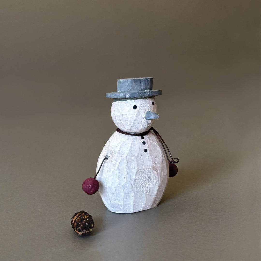 East of India Wooden Snowman Decoration, Red Mittens Christmas Decoration East of India Wooden Snowman Christmas Decoration - Red Mittens