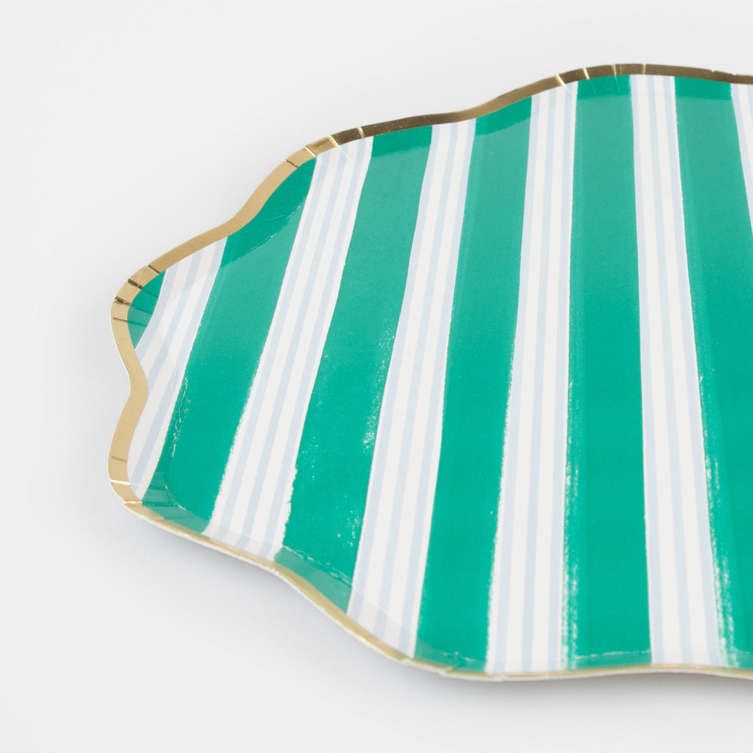 Festive Stripe Large Christmas Party Plates x 8 | Meri Meri Christmas Table party plates Festive Stripe Large Christmas Party Plates x 8