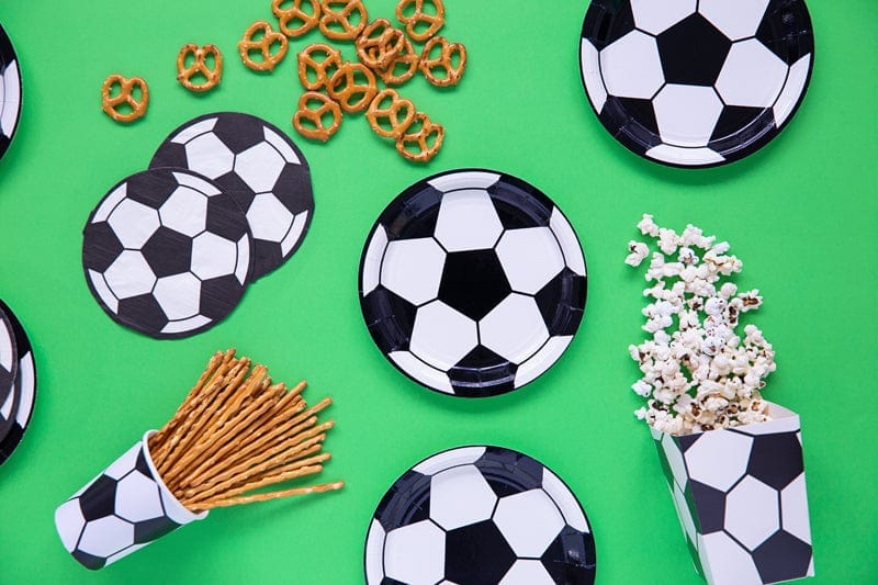 party plates Football Party Plates x 6