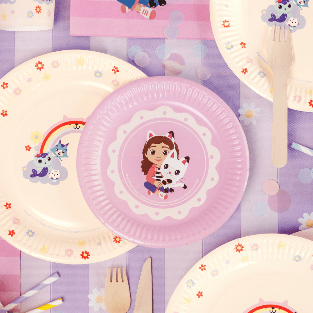 Gabby’s Dollhouse Small Pink Paper Plates x 6 - Gabby's Dollhouse Party Supplies Disposable Cups Gabby’s Dollhouse Small Pink Paper Plates x 6