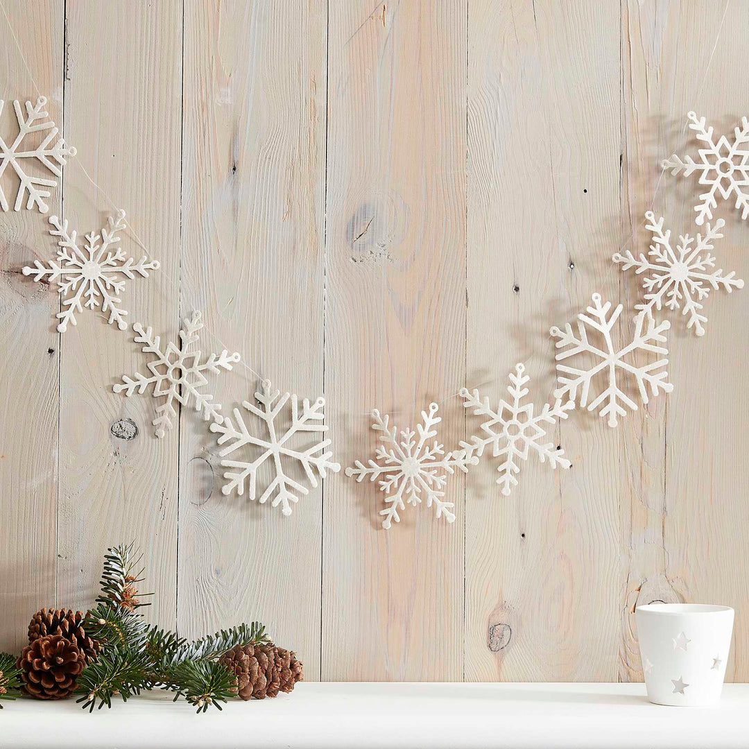 Ginger Ray - Glitter Snowflake Christmas Garland Decoration Bunting Glitter Snowflake Christmas Garland Decoration