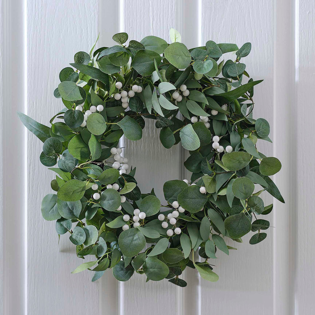 Ginger Ray - Mistletoe Christmas Door Wreath Wreaths & Garlands Mistletoe Christmas Door Wreath