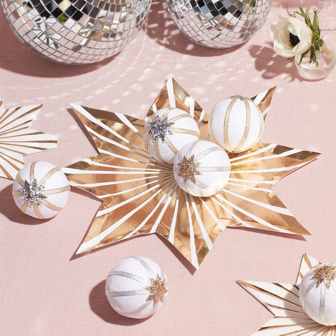 Gold Stripe Star Party Plates x 8 | Meri Meri Christmas Table party plates Gold Stripe Star Party Plates x 8