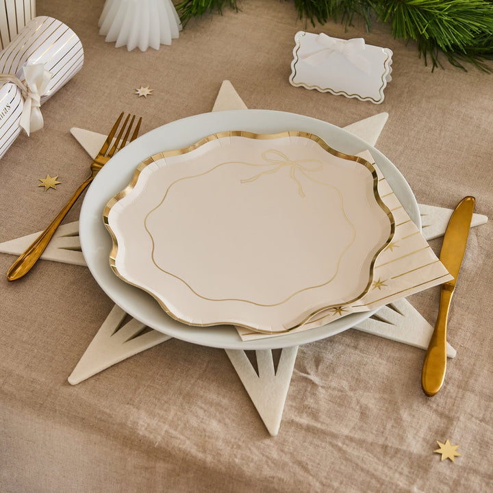 Gold &amp; White Wavy Edge Bow Paper Party Plates x 8 | Hootyballoo Disposable Plates Gold &amp; White Wavy Edge Bow Paper Party Plates x 8