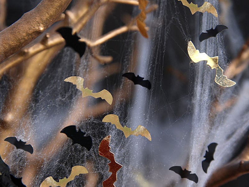 Halloween Decorations - Black & Gold Bats Confetti (15g) Confetti Black & Gold Bats Confetti (15g)