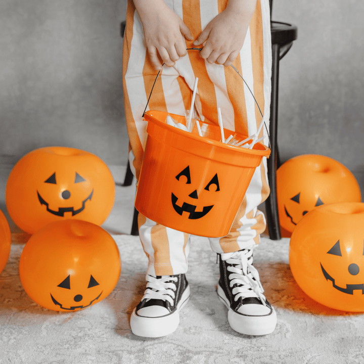 Halloween Party Balloons - 10 inch LED Light Up Pumpkin Latex Balloons x 5 Balloons 10 inch LED Light Up Pumpkin Latex Balloons x 5