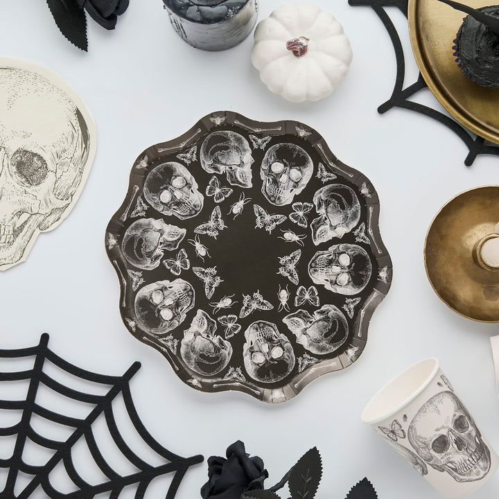 Halloween Skull Party Plates x 8 | Halloween Party Supplies UK Disposable Plates Halloween Skull Party Plates x 8