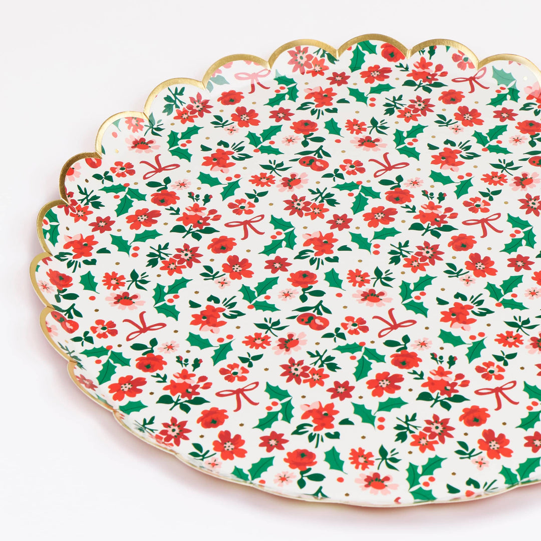 Holly Ditsy Large Christmas Party Plates x 8 | Meri Meri Christmas Table party plates Holly Ditsy Large Christmas Party Plates x 8