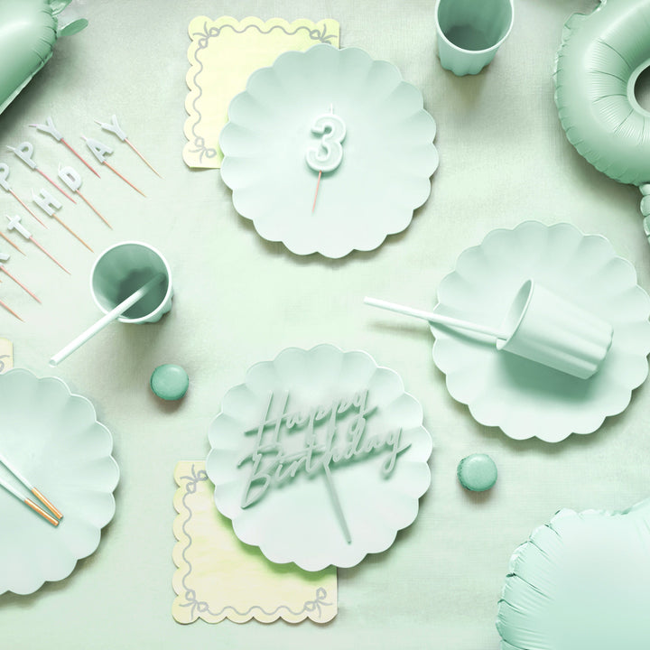 Light Green Frill Plastic Party Plates x 4 - Eco Friendly Party party plates Light Green Frill Plastic Party Plates x 4