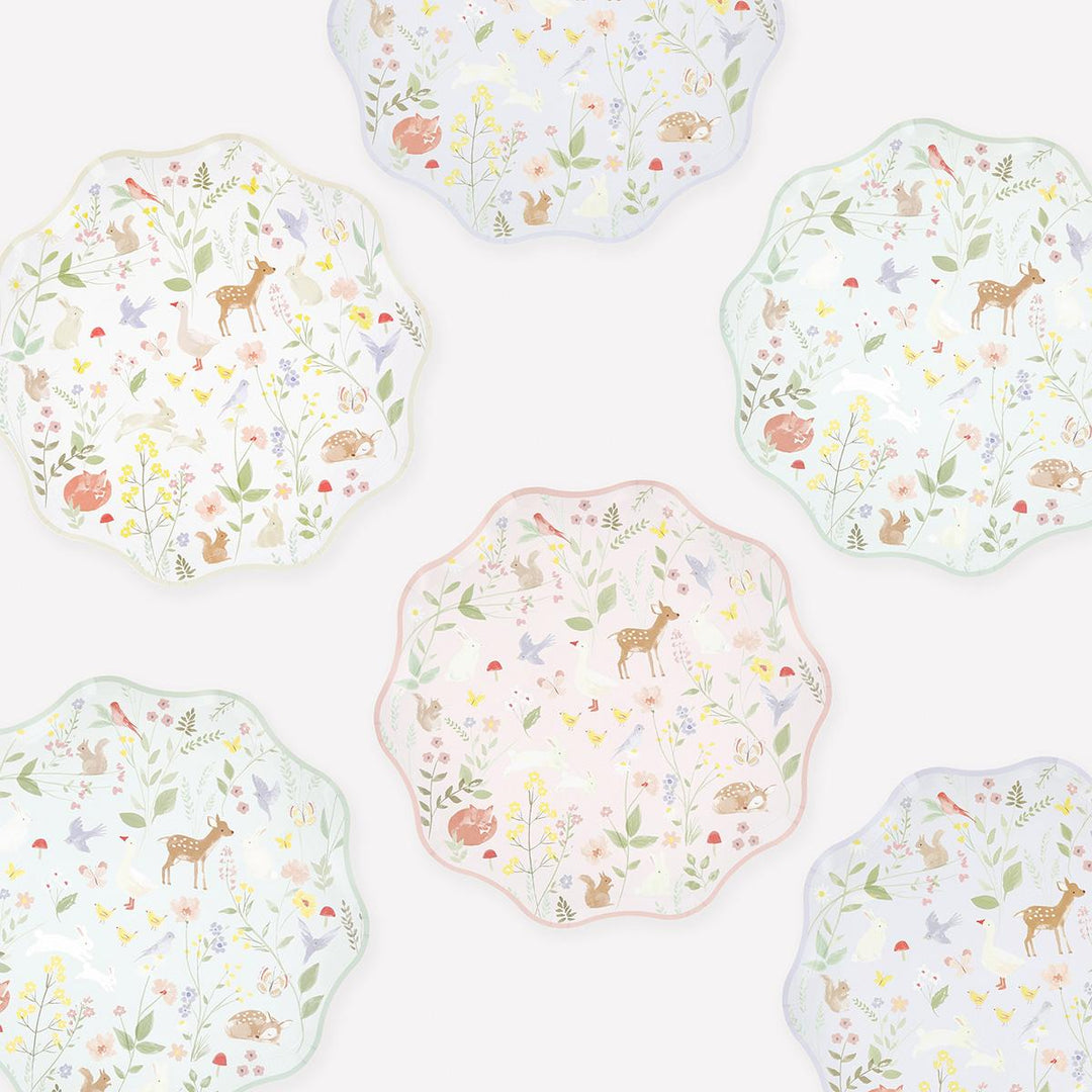 Little Animals Side Party Plates x 8 party plates Little Animals Side Party Plates x 8