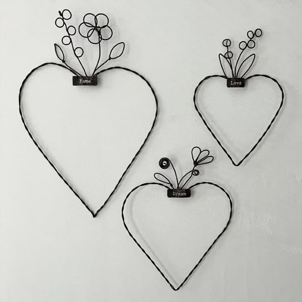 Medium Metal Hanging Heart Dream | East of India Hanging Decoration East of India Medium Metal Hanging Heart - Dream