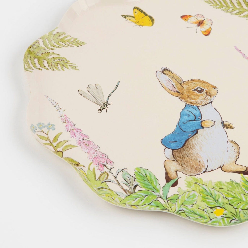 Meri Meri - Peter Rabbit™ in the Garden Large Party Plates x 8 party plates Peter Rabbit™ in the Garden Large Party Plates x 8
