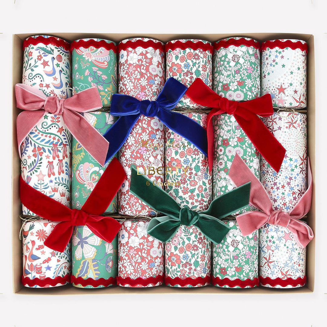 Meri Meri x Liberty Velvet Bow Christmas Crackers x 6 Crackers Meri Meri x Liberty Velvet Bow Christmas Crackers x 6