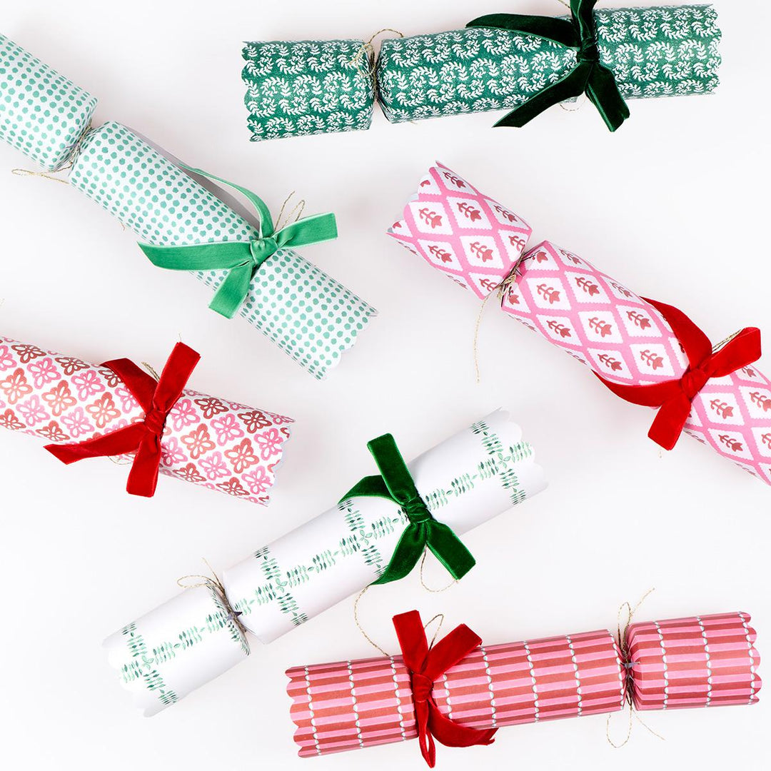 Meri Meri x Molly Mahon Christmas Crackers x 6 | Meri Meri christmas crackers Meri Meri x Molly Mahon Christmas Crackers x 6