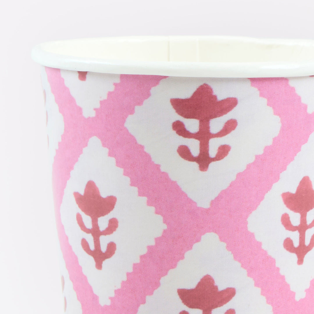 Meri Meri x Molly Mahon Red &amp; Green Christmas Party Cups x 8 | Meri Meri Christmas party cups Meri Meri x Molly Mahon Red &amp; Green Christmas Party Cups x 8