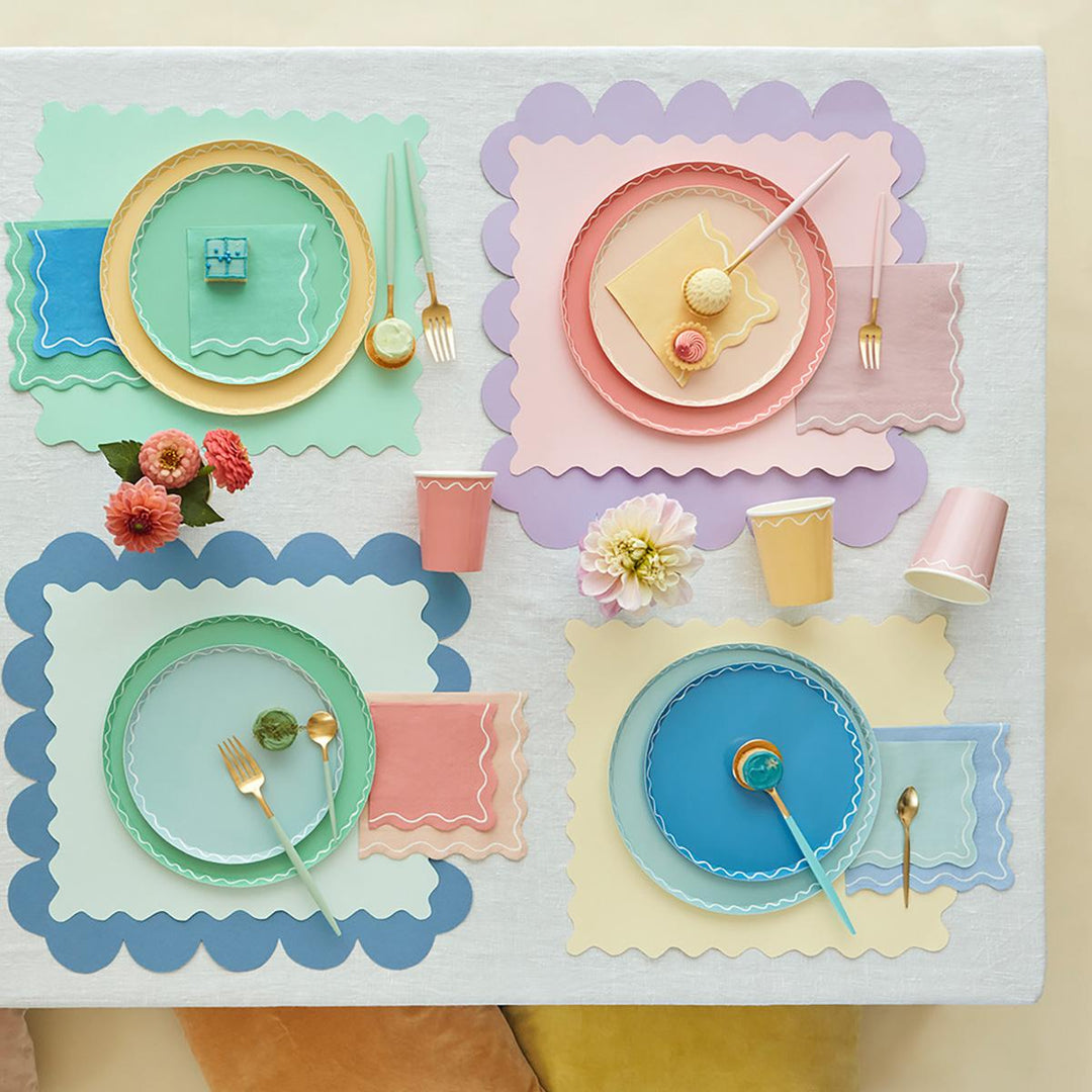 Mixed Wavy Line Dinner Party Plates x 8 | Meri Meri party plates Mixed Wavy Line Dinner Party Plates x 8
