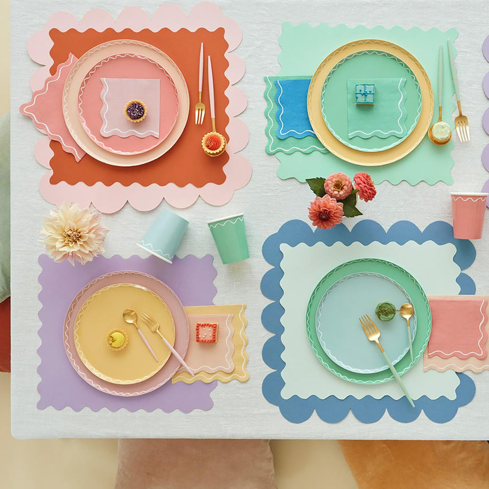 Mixed Wavy Line Dinner Party Plates x 8 | Meri Meri party plates Mixed Wavy Line Dinner Party Plates x 8