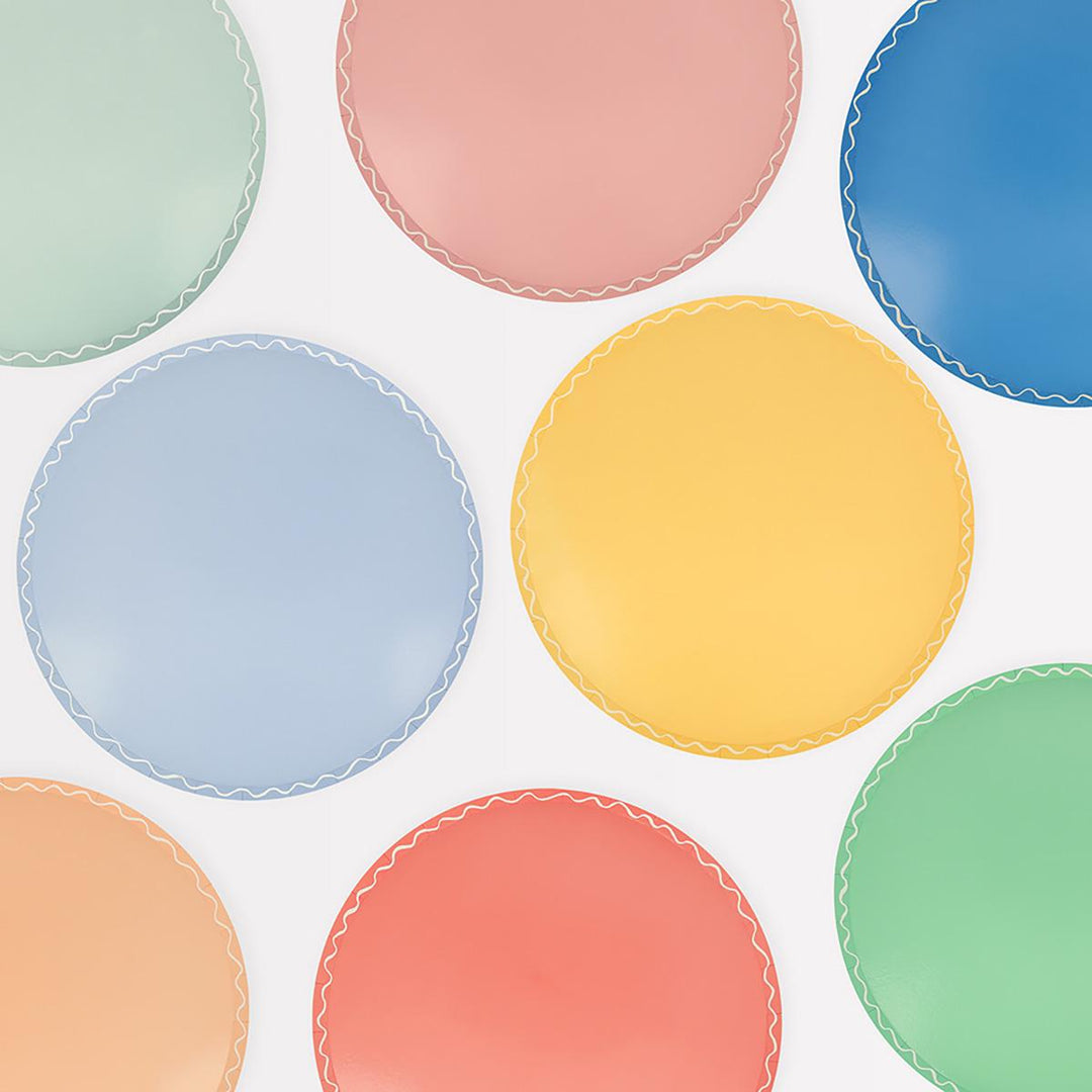 Mixed Wavy Line Dinner Party Plates x 8 | Meri Meri party plates Mixed Wavy Line Dinner Party Plates x 8
