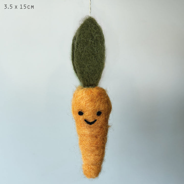 Needle Felted Carrot Hanging Decoration by East of India Hanging Decoration East of India Needle Felted Vegetable Hanging Decoration - Carrot