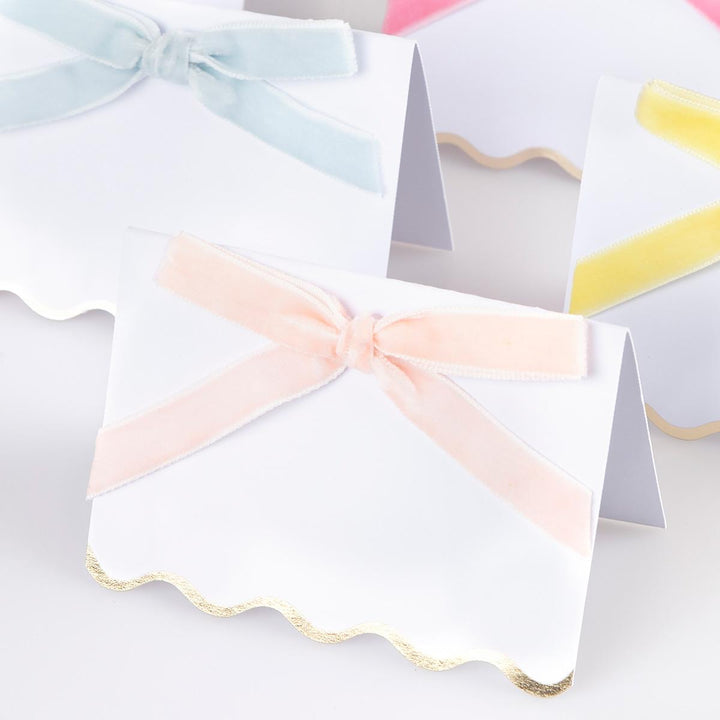 Pastel Velvet Bow Place Cards x 6 | Meri Meri place cards Pastel Velvet Bow Place Cards x 6