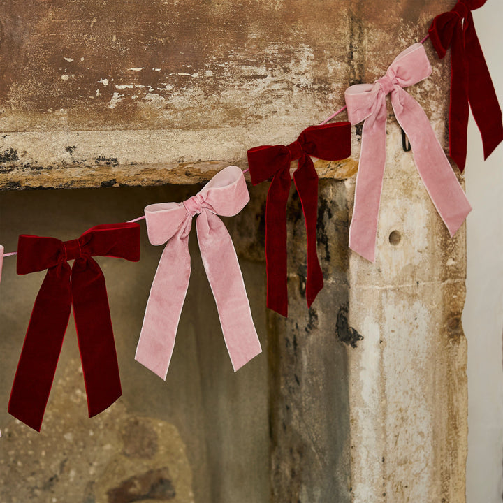 Pink & Red Velvet Bow Garland - 2m Bunting Pink & Red Velvet Bow Garland - 2m