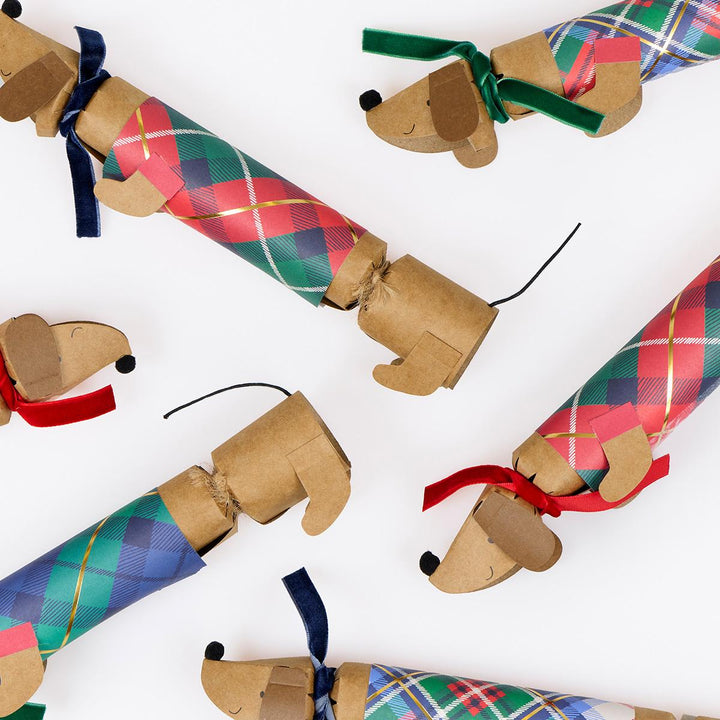 Plaid Sausage Dog Christmas Crackers x 6 | Meri Meri christmas crackers Plaid Sausage Dog Christmas Crackers x 6