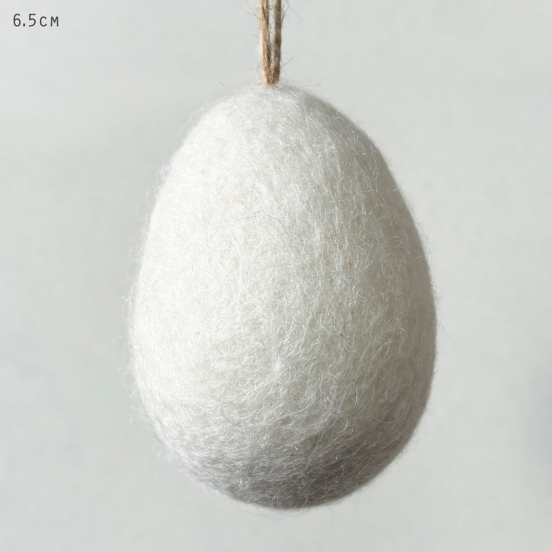 Plain Cream Felt Easter Egg Decoration by East of India Easter Decoration East of India Plain Felt Easter Egg Decoration - Cream