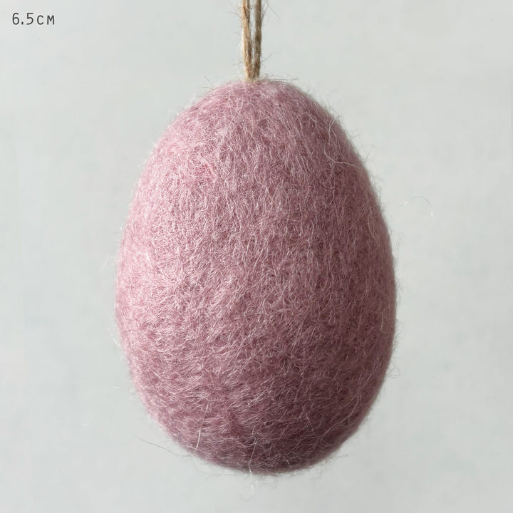 Plain Pink Felt Easter Egg Decoration by East of India Easter Decoration East of India Plain Felt Easter Egg Decoration - Pink