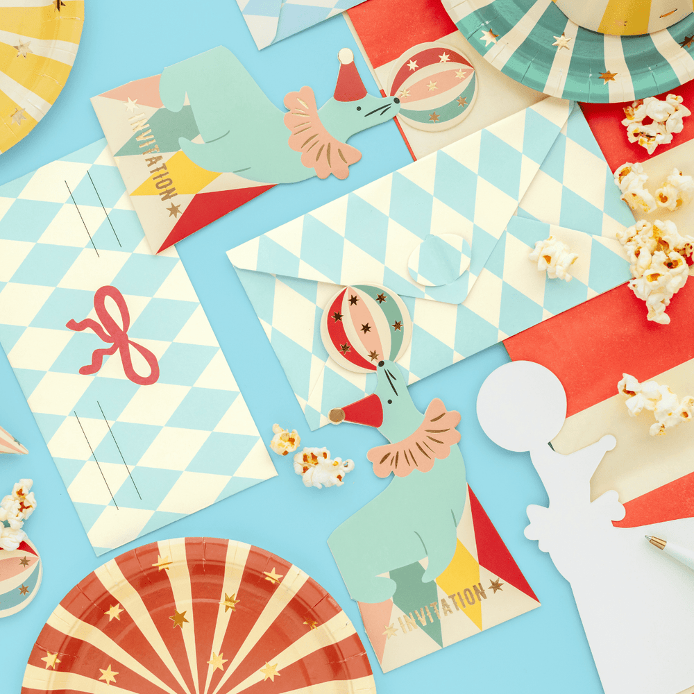 7 Pieces Carnival Circus Party Decorations Set Including 2 Red White Table Skirt 2 White Plastic Table Cover And 3 Red And White Striped Pennant Banner For Carnival Circus Birthday Party Supplies