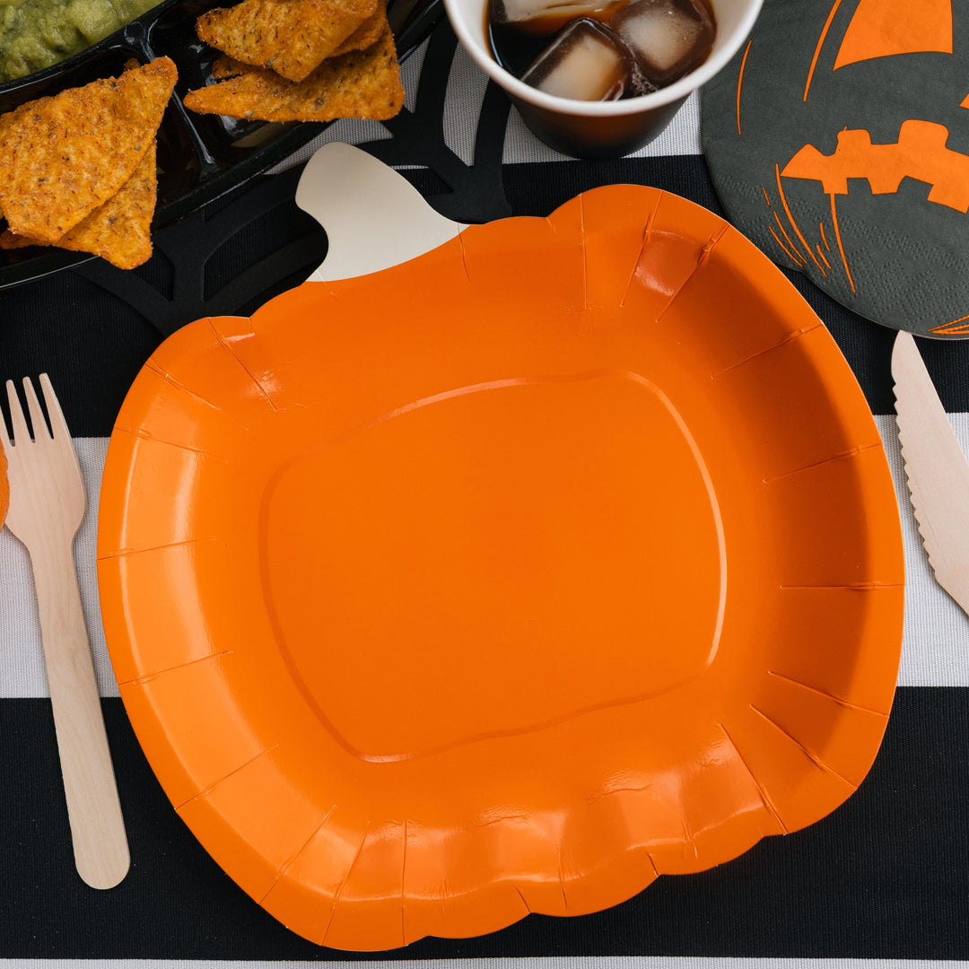 Pumpkin Party Plates x 6 - Halloween Party Supplies Disposable Plates Pumpkin Party Plates x 6