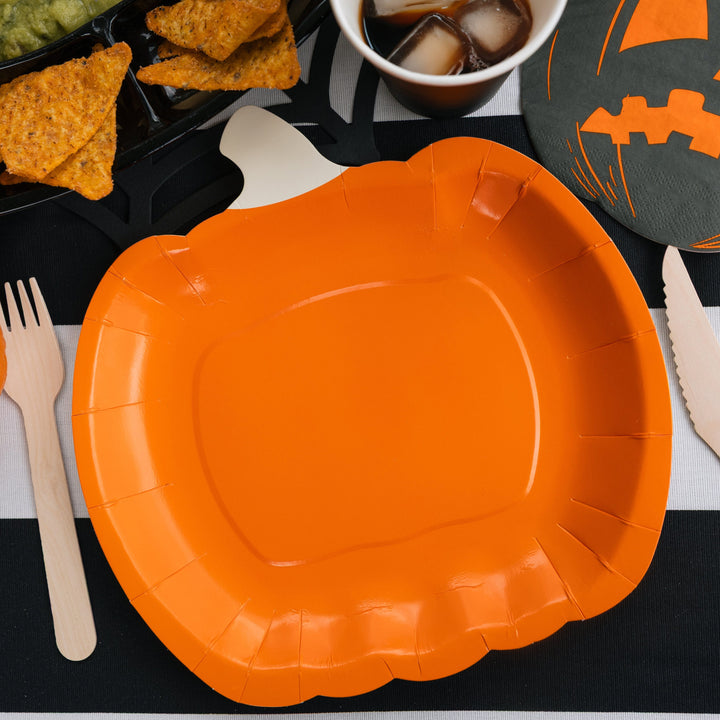 Pumpkin Party Plates x 6 - Halloween Party Supplies Disposable Plates Pumpkin Party Plates x 6