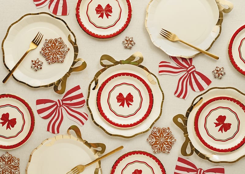 Red &amp; Beige Bow Christmas Party Plates x 6 - Vintage Christmas Plates Disposable Plates Red Bow Vintage Christmas Party Plates x 6