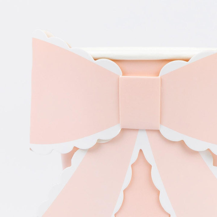Scalloped Bow Party Cups x 8 | Meri Meri party cups Scalloped Bow Party Cups x 8