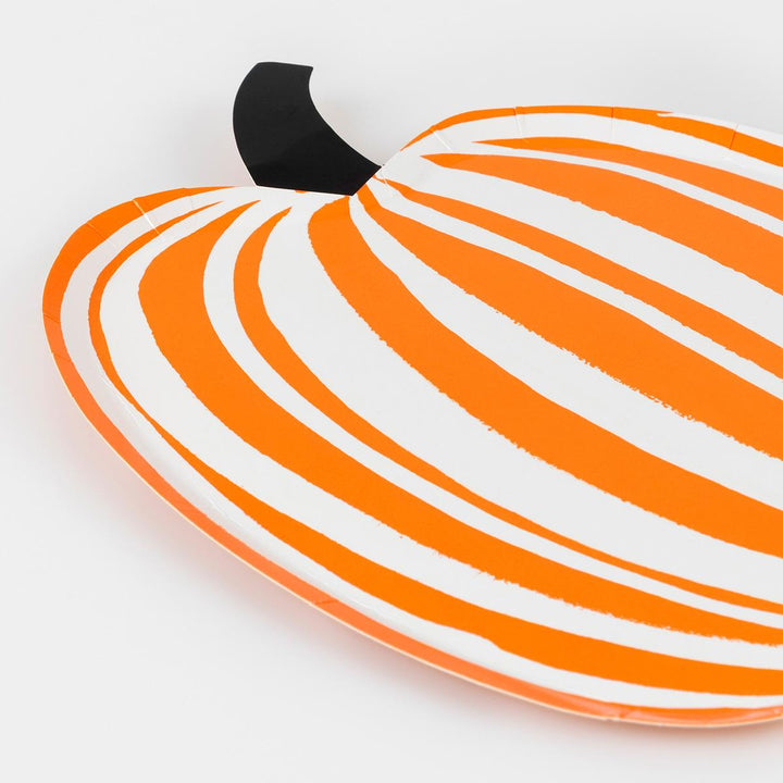 Stripe Pumpkin Party Plates x 8 | Meri Meri Halloween Table party plates Stripe Pumpkin Party Plates x 8