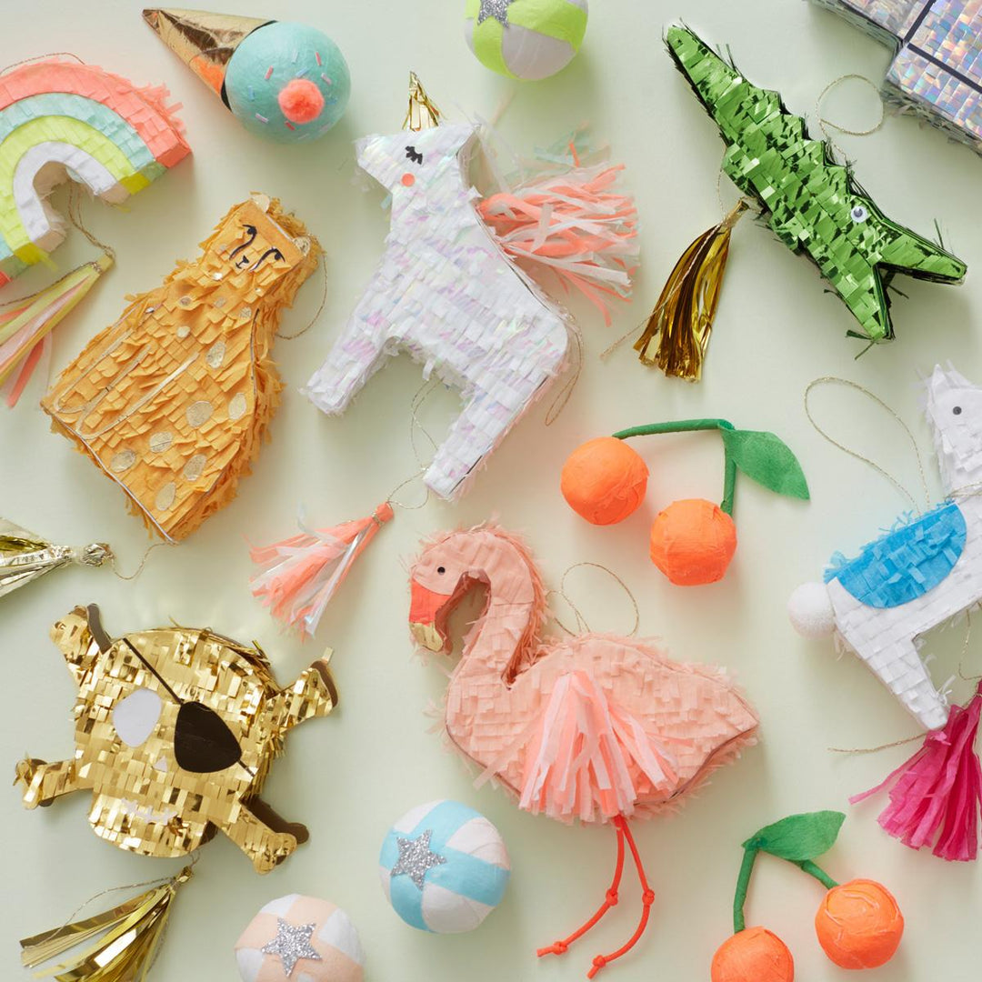 Unicorn Pinata Party Favour | Meri Meri Pinata Unicorn Pinata Party Favour