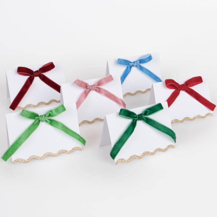 Velvet Bow Christmas Party Place Cards x 6 | Meri Meri Christmas Bows place cards Velvet Bow Christmas Party Place Cards x 6