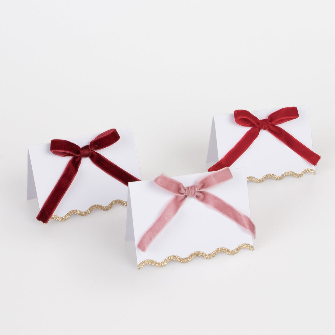 Velvet Bow Christmas Party Place Cards x 6 | Meri Meri Christmas Bows place cards Velvet Bow Christmas Party Place Cards x 6