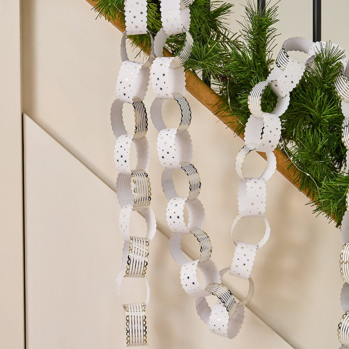 White &amp; Gold Scallop Edge Paper Chains x 48 | Hootyballoo Christmas Bunting White &amp; Gold Scallop Edge Paper Chains x 48
