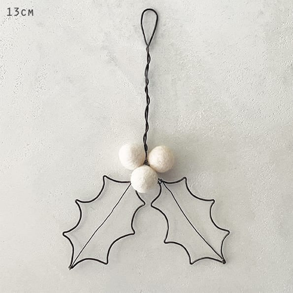 White Rusty Wire Holly Leaf Christmas Decoration | East of India Christmas Decoration East of India Rusty Wire Holly Leaf Christmas Decoration - White