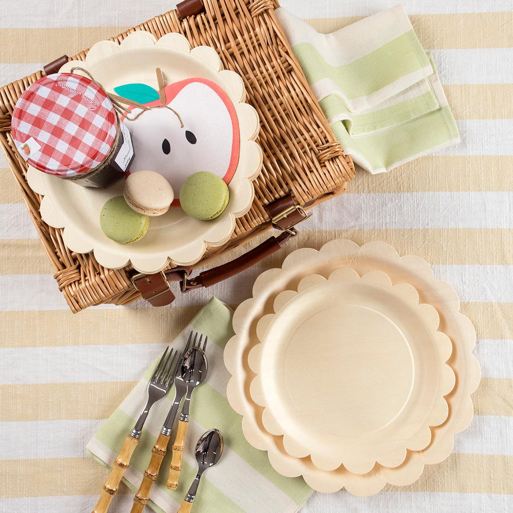 Wooden Scalloped Large Party Plates x 8 | Meri Meri party plates Wooden Scalloped Large Party Plates x 8