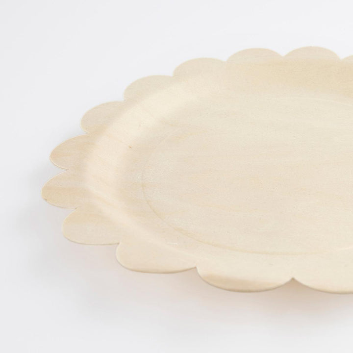 Wooden Scalloped Small Party Plates x 8 | Meri Meri party plates Wooden Scalloped Small Party Plates x 8