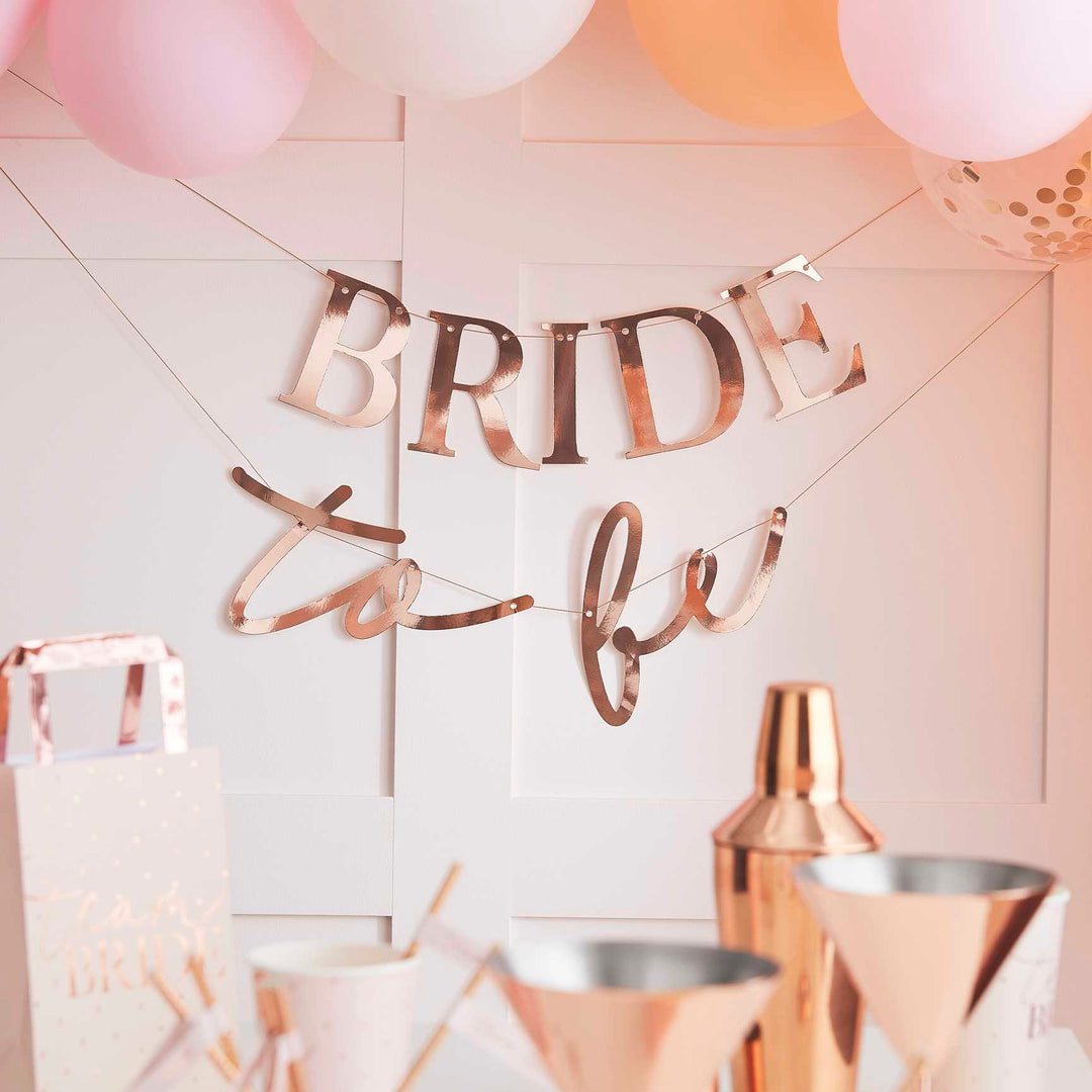 Wreaths & Garlands Rose Gold Bride To Be Hen Party Banner